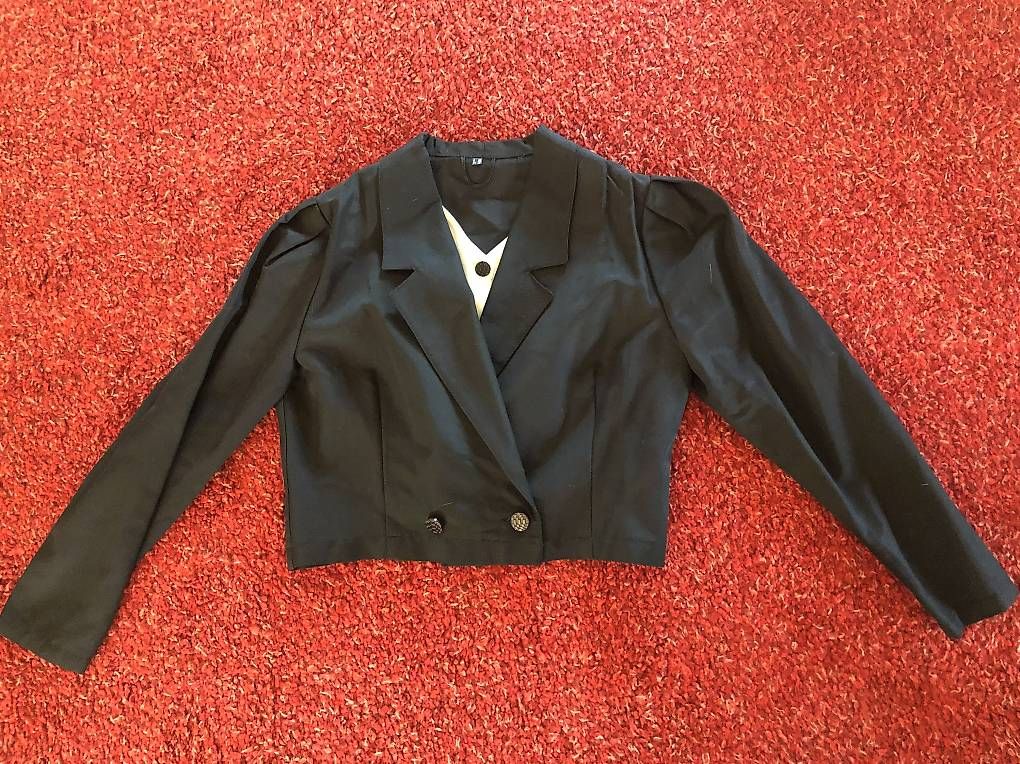 Giacche: Elegantes Jacket/Blazer schwarz mit Einsatz – Usato da Luzern venduto da Lu66