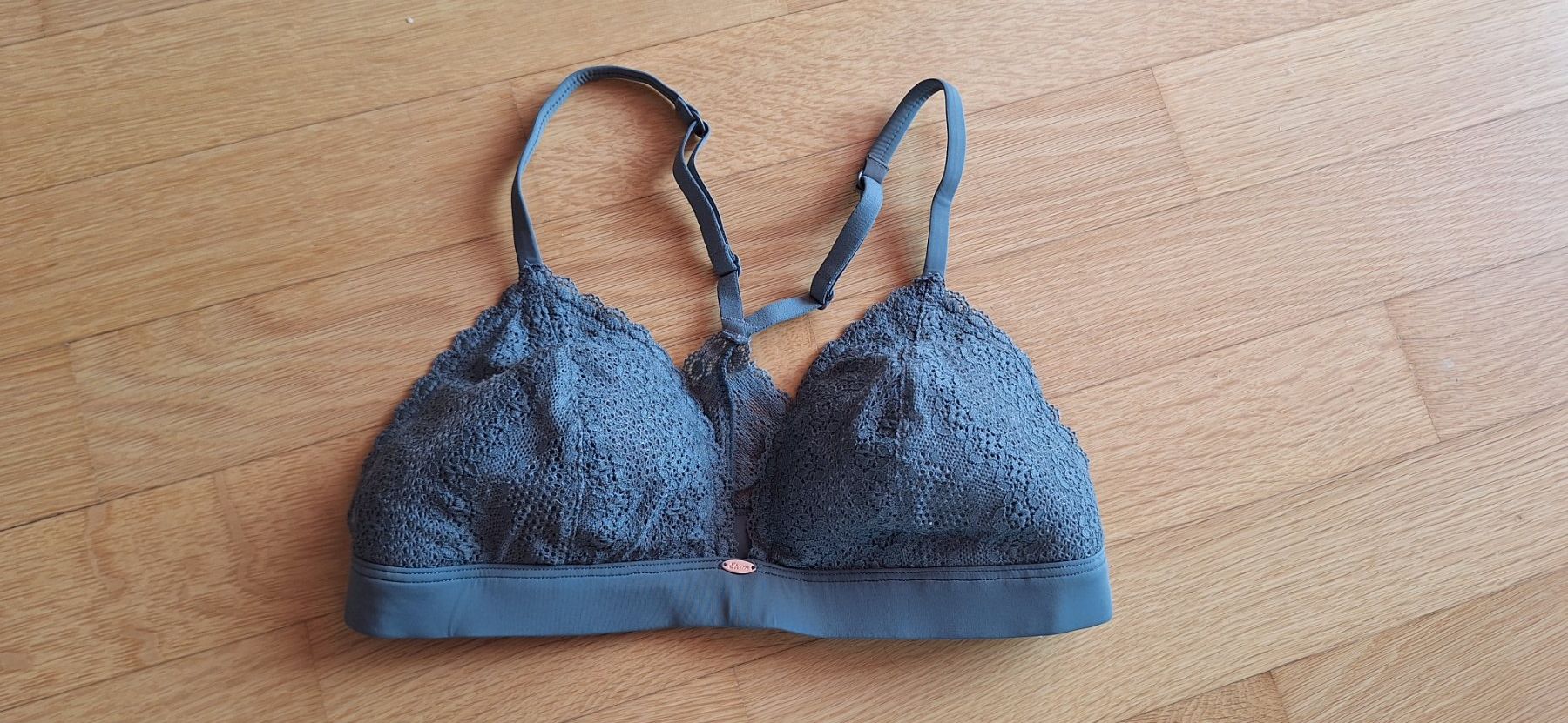 Etam Altra biancheria intima: SG / BH gris-vert, sans armature, Etam, 70D – Nuovo (secondo la descrizione) da Lussery-Villars venduto da pousinete02