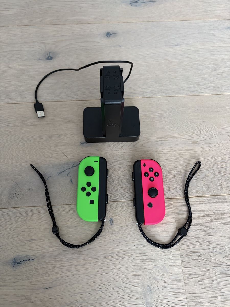 Nintendo Switch 1 Joy-Con Set Neon-Grün Pink mit Ladestation (Neu ...