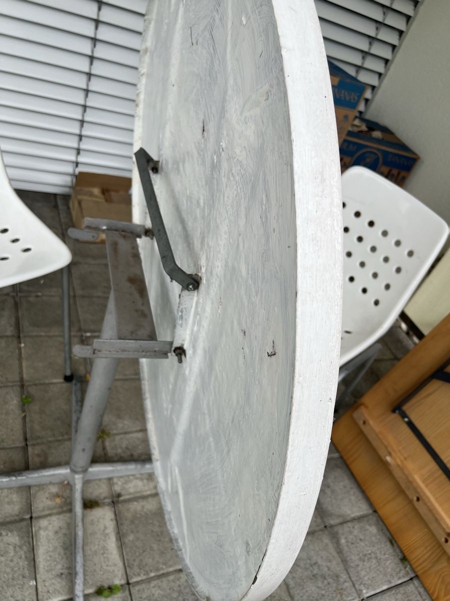 Set de table et chaises: Runder Gartentisch mit 5 Stühlen – D'occasion à Schöftland par mamajasima5 2