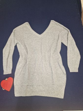 Pullover grau V-Ausschnitt gerippt XS (gross) guter Zustand