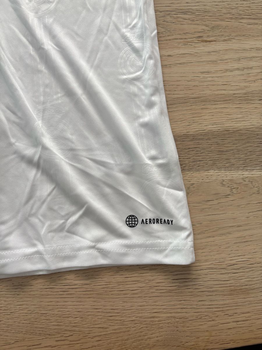 Real Madrid Canottiere & Pantaloni: Real Madrid Trikot 22/23 – Usato da Domat/Ems venduto da tim_lq6b 5