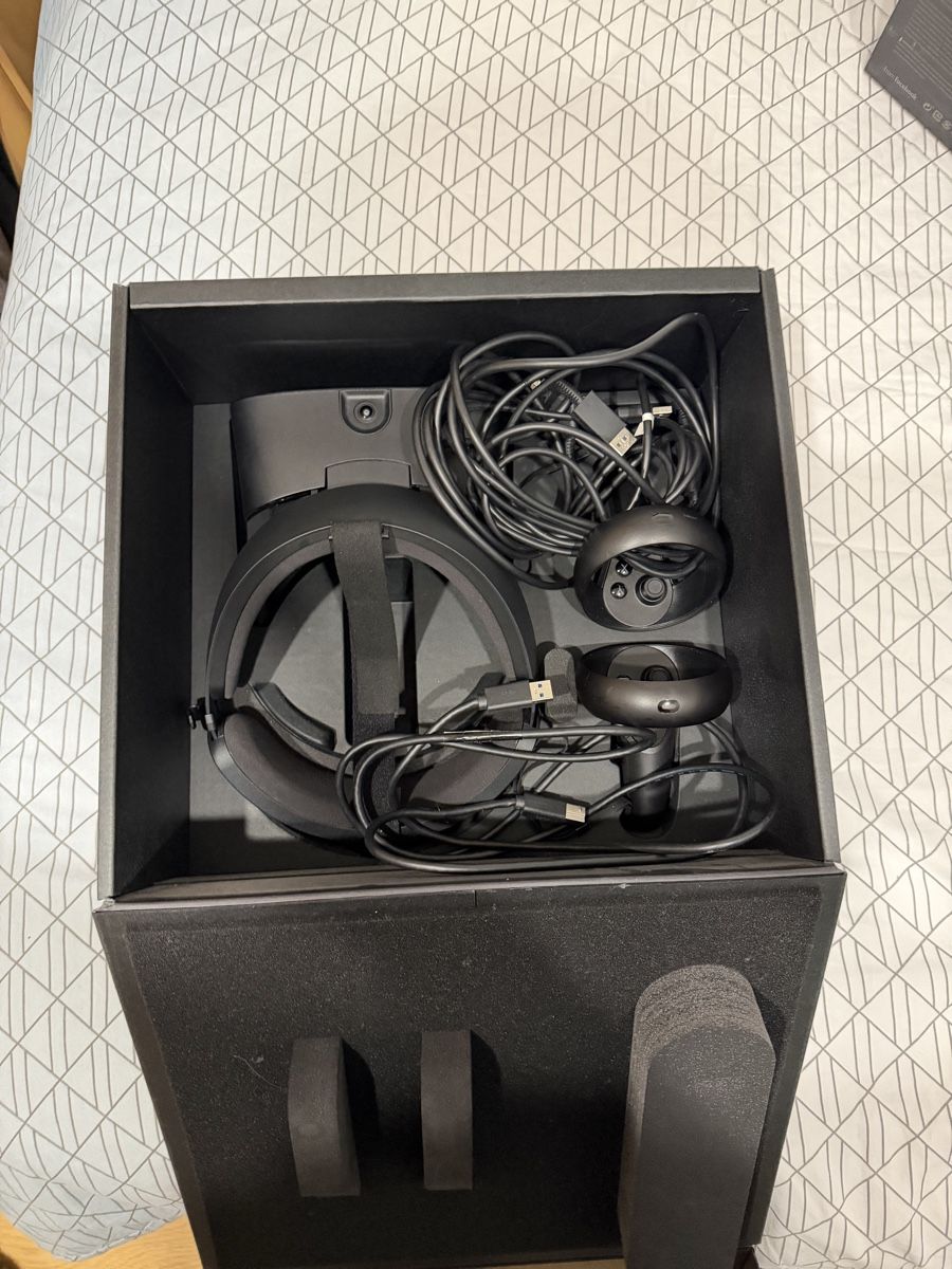 Meta VR Brille: Oculus Rift S VR Brille – Gebraucht aus Wallisellen von luc_h7kq 8