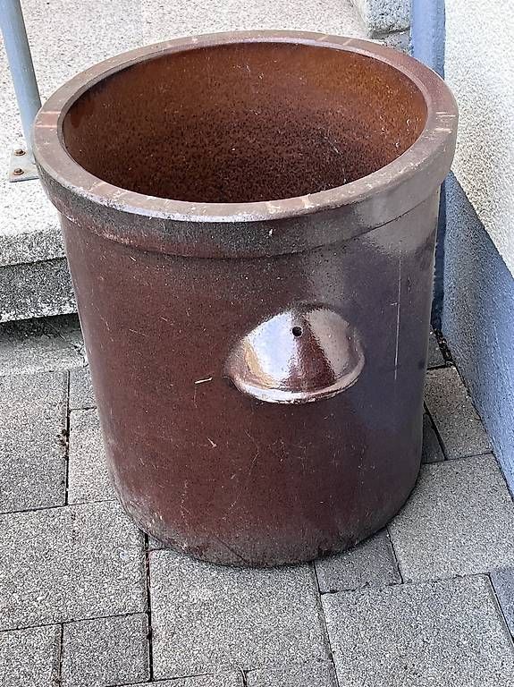 Töpfe: Steinguttopf/ Sauerkrauthafen – Gebraucht aus Schinznach-Bad von w.tischler