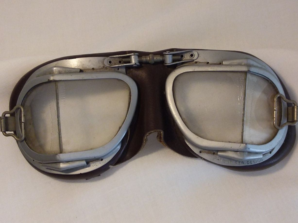 Brillen & Gläser: WW2 Aviator Goggles  Piloten Brille Stadion GB – Gebraucht aus Zürich von gutsan