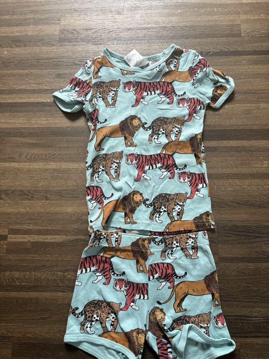 H&M Ensembles coordonnés: Boy summer clothes bundle size 122-128 – D'occasion à Thalwil par val_q76v 4