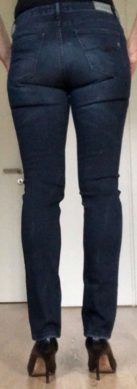 Replay Jeans: Replay Jeans Dunkelblau – Usato da Bonstetten venduto da Audreystyle 3