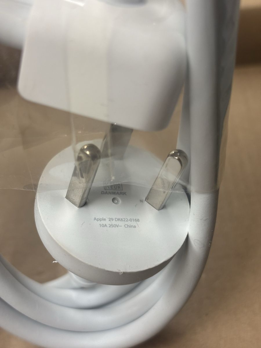 Apple Kabel: Apple US 3-prong grounded “duckhead” adapter – Neu (gemäss Beschreibung) aus Lausanne von ali_eddine