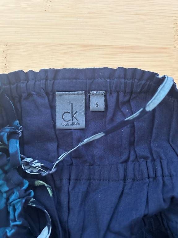 Calvin Klein Tuniche: Calvin Klein S Sommertop – Usato da Oberwil BL venduto da moi_5mv5 1