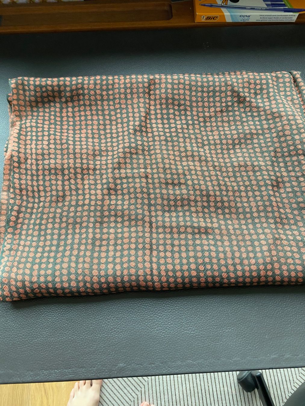 Foulard & Sciarpe: Schal aus Wolle – Nuovo e nell'imballaggio originale da Baar venduto da rel_9lvy