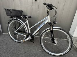 Bicicletta donna California 28 freni a disco 