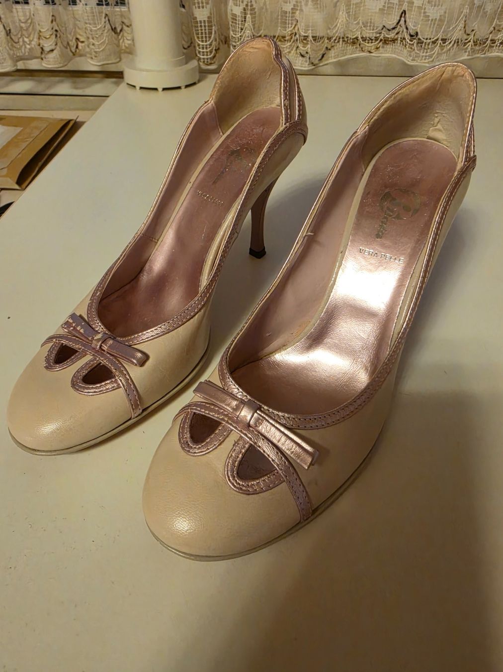 Scarpe da donna: Blassrosa Leder Schuh – Usato da spreitenbach venduto da nti_pb8s 1