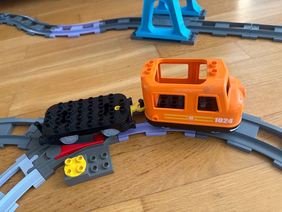 Lego Giocattoli: Lego Duplo riesen Eisenbahn Set - – Usato da Münchenstein venduto da sommerverkauf12 6