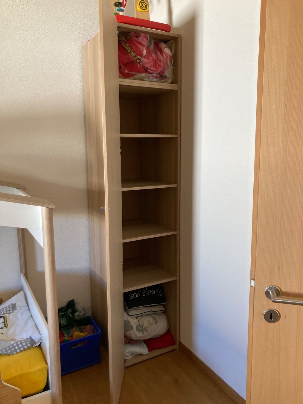 Ikea Armoires: Armoire IKEA – D'occasion à Bassecourt par headmick 1