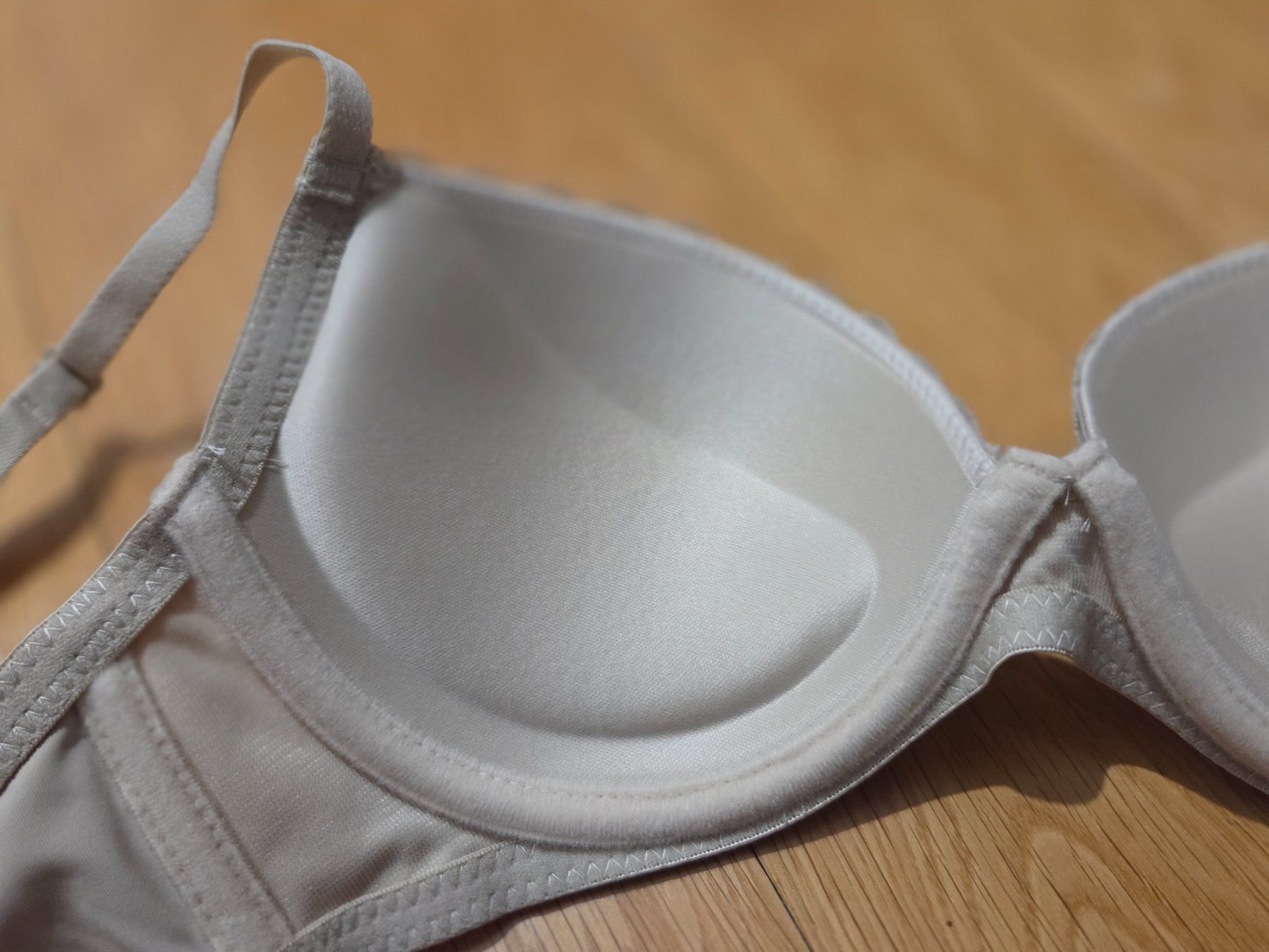 Altra biancheria intima: Push-up BH, NEU, 75B, creme – Nuovo (secondo la descrizione) da Sachseln venduto da dz1979dz 2