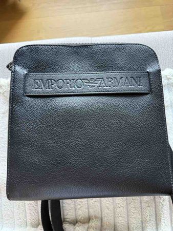 Umhängetasche Emporio Armani schwarz neuwertig