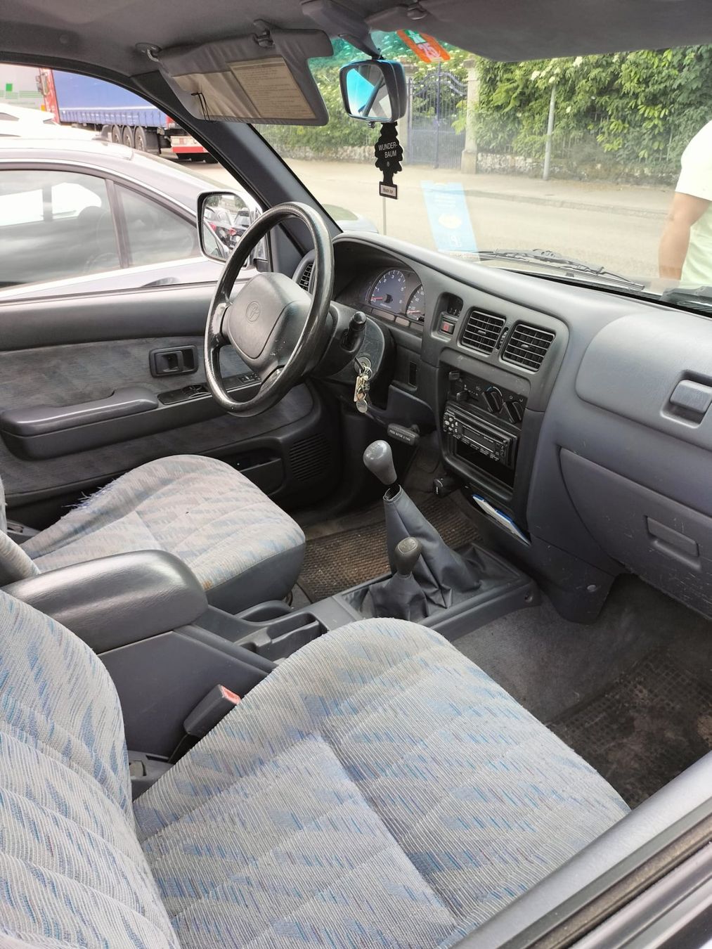 Toyota Autos: TOYOTA HI-LUX – Gebraucht aus Neuchâtel von arq_j25z 4