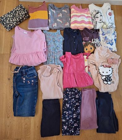 Kleiderpaket Mädchen - Grösse 116 (5 - 6 Jahre)