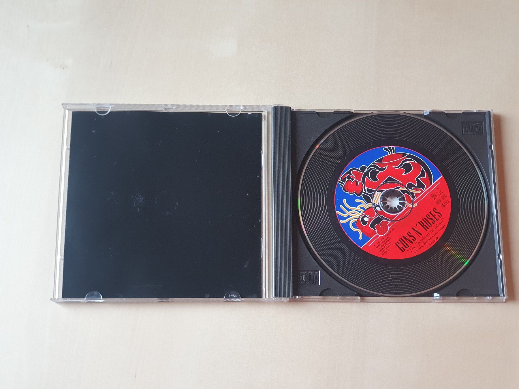 CD: Guns N' Roses The Spaghetti Incident? – Usato da Stansstad venduto da collectorsshop 2