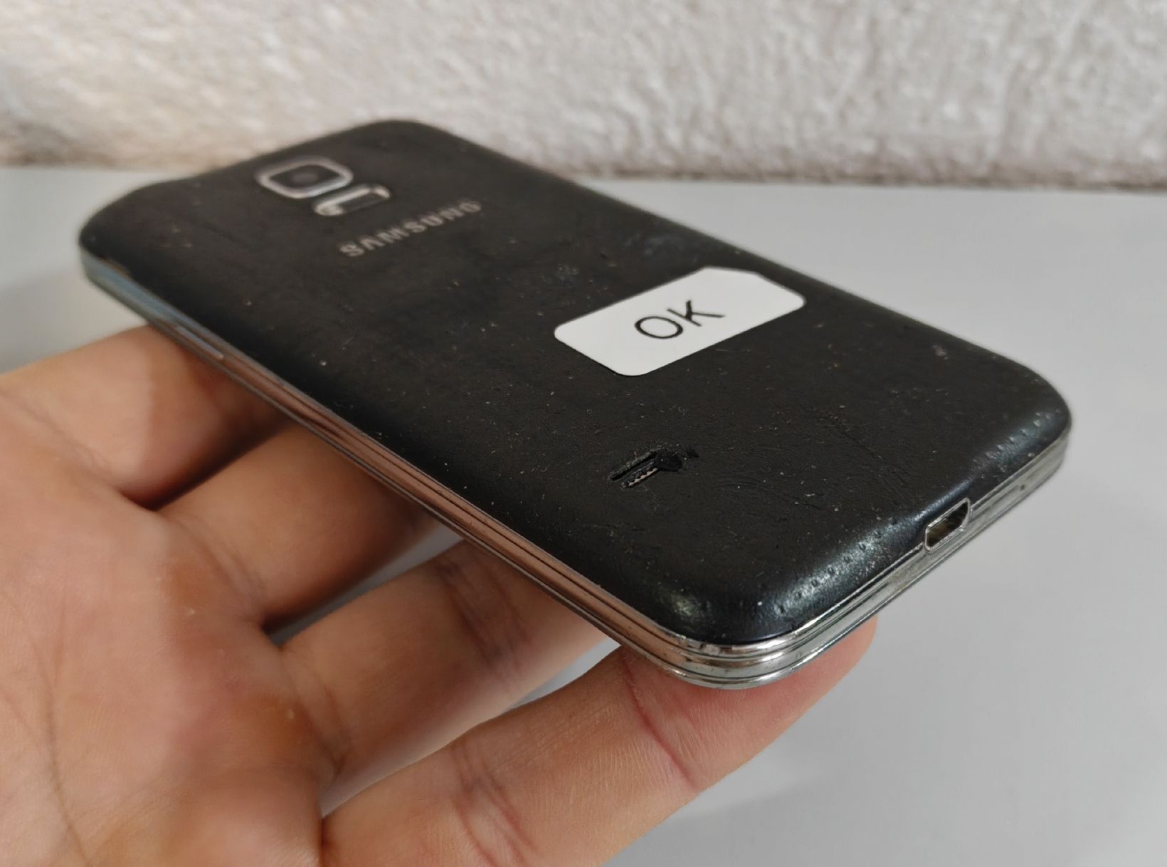Samsung Portables: Samsung Galaxy S5 mini schwarz – D'occasion à Ehrendingen par Rocky985 3