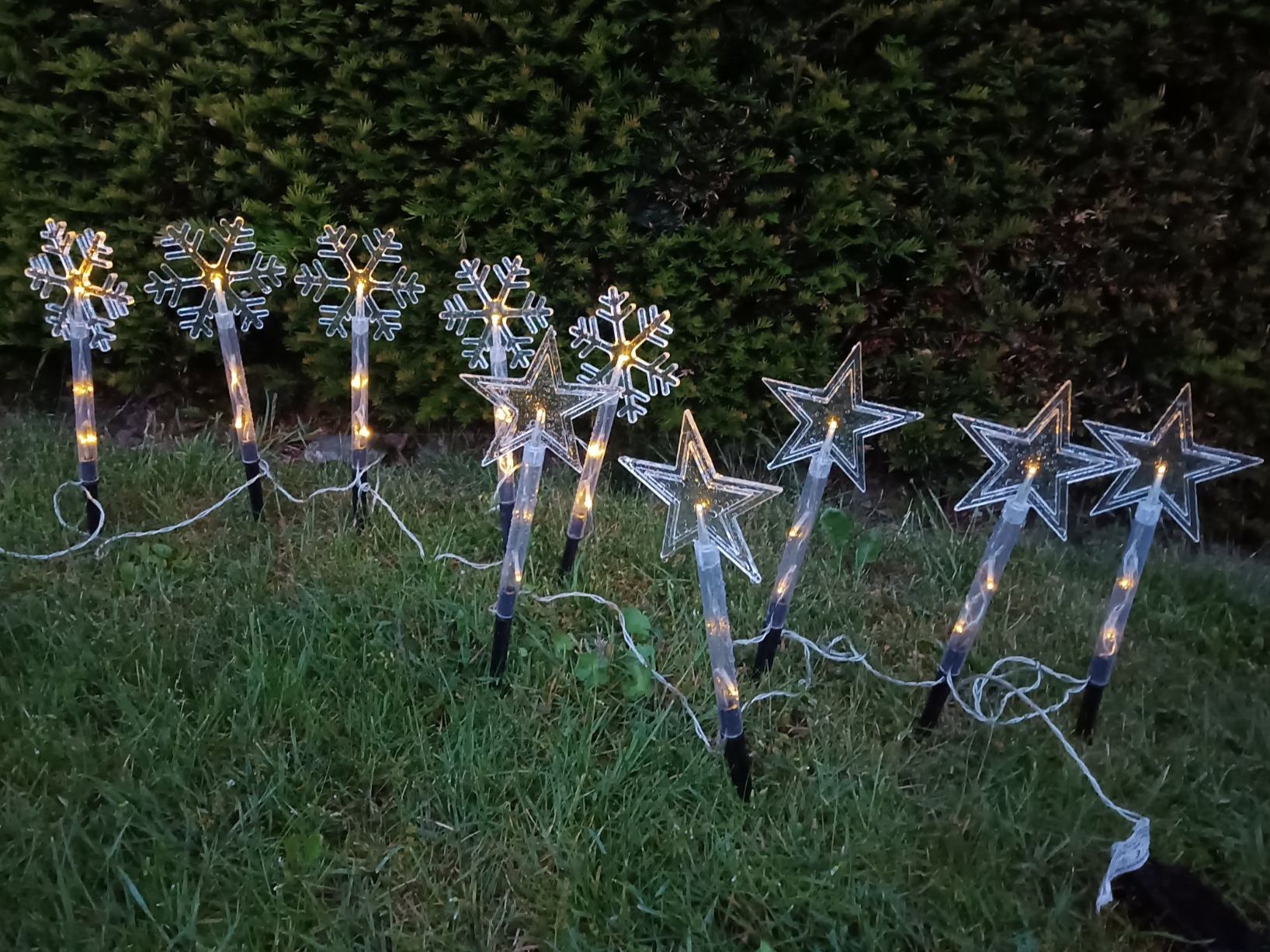 Lichterketten & Leisten: LED Deko für Garten oder Balkon 4 Einheiten a 5 Stk. – Gebraucht aus Beinwil am See von remagaut5712