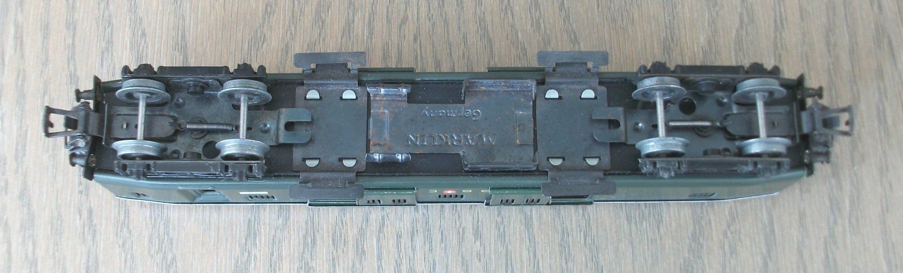 Märklin Modellini di ferrovie: grüner SBB-Gepäckwagen; OVP – Usato da St. Moritz venduto da Manu7500 6