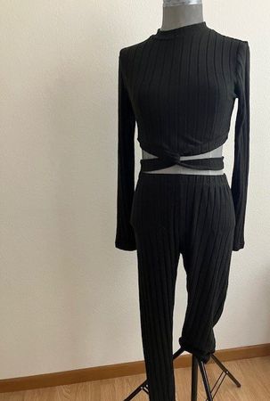 Ensemble côtelé noir chic taille 38
