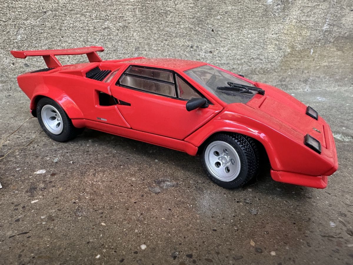 Lamborghini Modellautos: Lamborghini countach – Neu (gemäss Beschreibung) aus Reinach AG von rares75