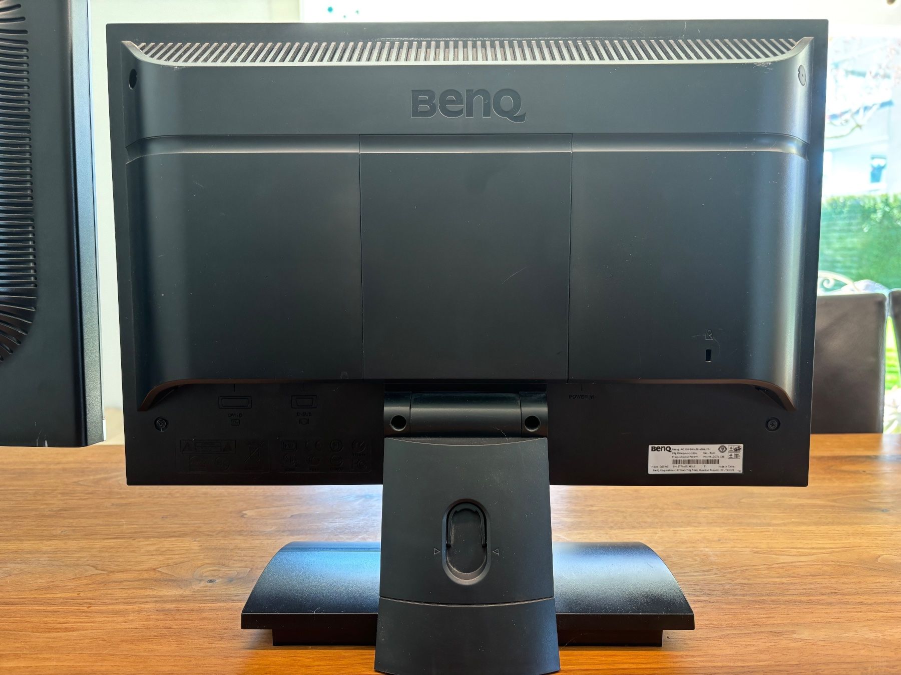 Monitor: 2 Monitore 20 und 24“ – Usato da Schötz venduto da sky3000 6