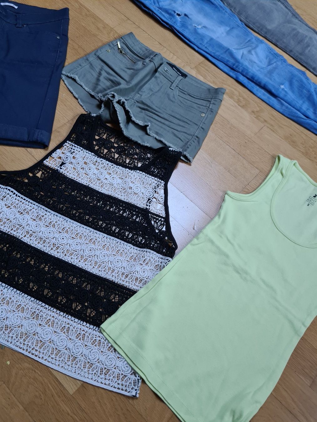 Kleiderpakete: 11 super coole Teile gr.S und xs – Gebraucht aus Ferden von jemyce 3