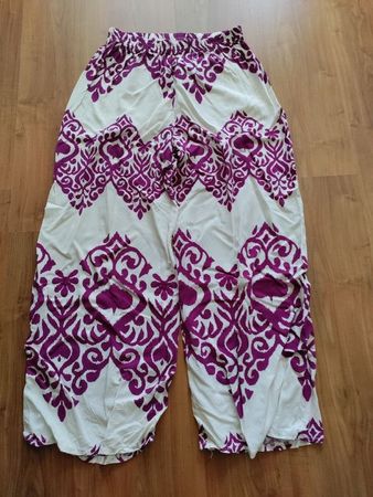 Merveilleux pantalon MADE IN ITALY de BIJOUX LES BOUTIQUES