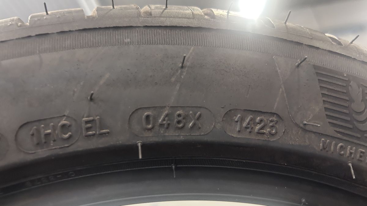 Jantes: 235/45 ZR 18 – D'occasion à Sargans par bmw1994 1