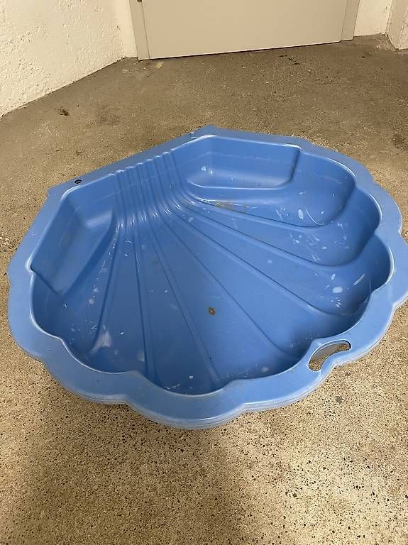 Sandkasten: Sand-/Wassermuschel – Gebraucht aus Zürich von kar_qn9r 1