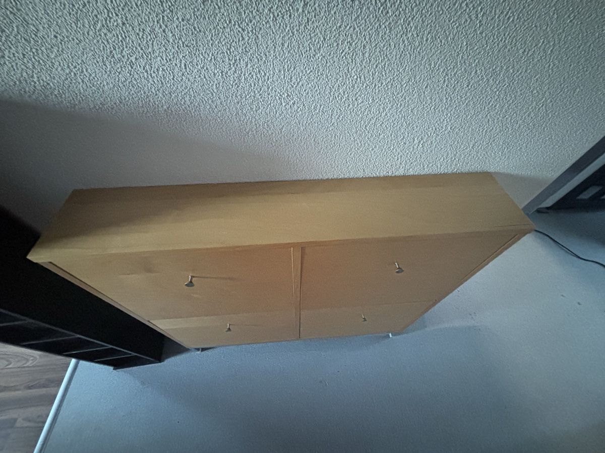 Armadi: Hellbrauner Schuhschrank mit 4 Türen – Usato da Urdorf venduto da leoale 2