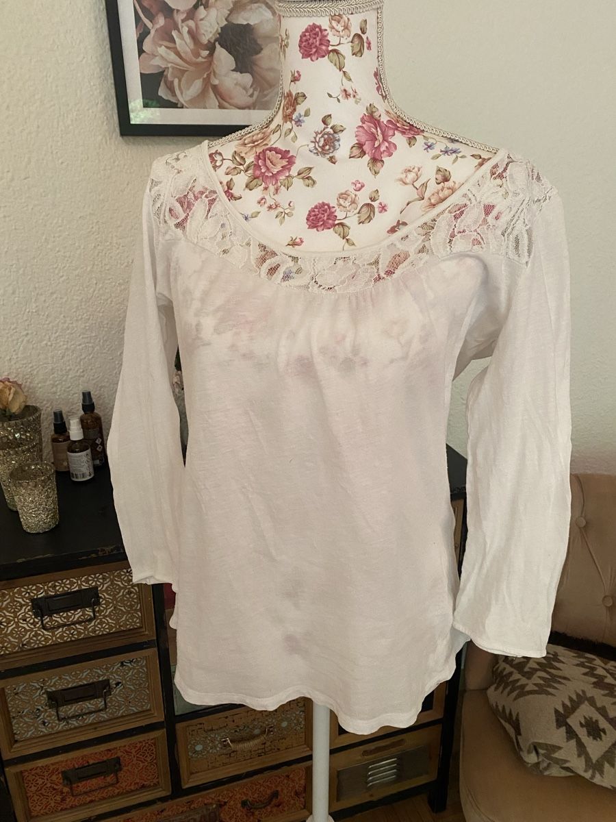 H&M T-Shirts: Shirt Pullover mit Spitzen H&M Gr M – Gebraucht aus Schönenberg ZH von Pfupfli1
