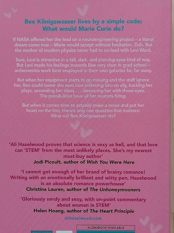 Bücher: Ali Hazelwood, Love – Neu (gemäss Beschreibung) aus Marthalen von bahnundflug 1
