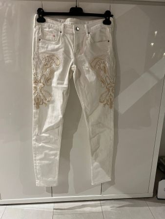 Spezielle weisse Jeans mit Stickerei Gr. 34 / XS - 231238