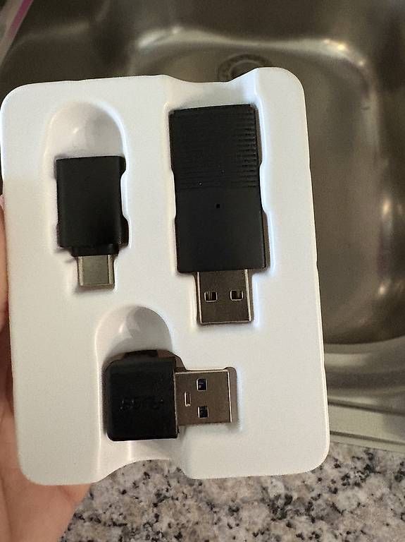 Lecteurs & Adaptateurs: Wireless Car Adapter – D'occasion à Adlikon B. Regensdorf par sar_g6kn 2