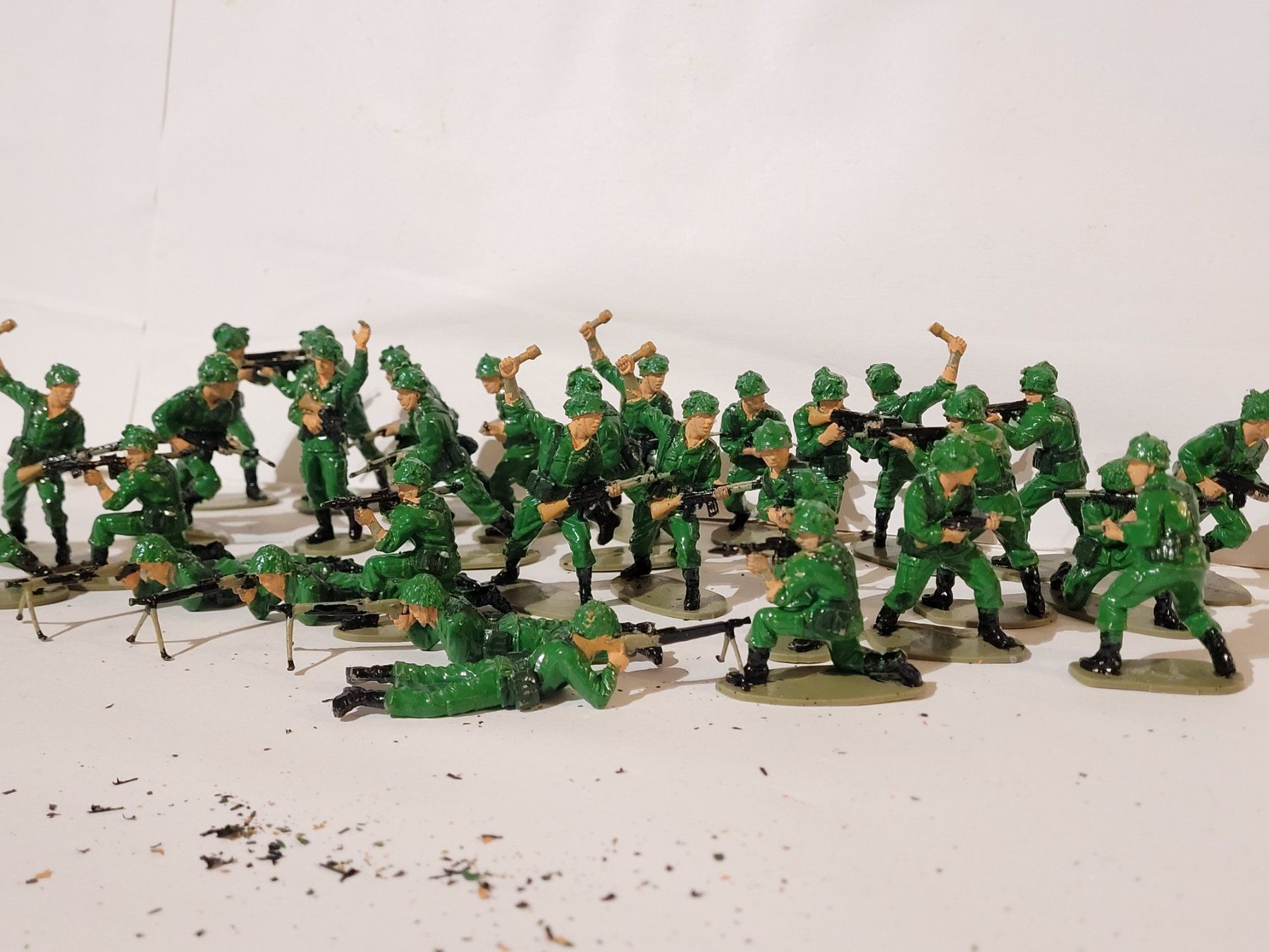 Spielzeuge: Soldats en plastique 5 cm peints à la main – Gebraucht aus La Tour-de-Peilz von estelle69 3