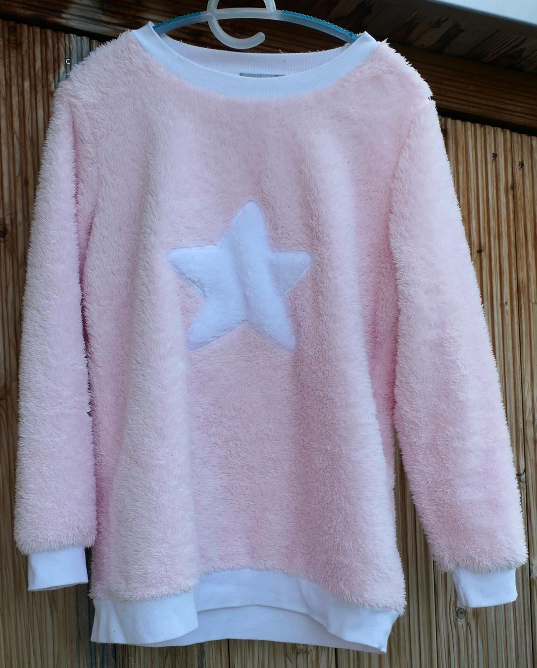 Maglioni & Felpe: Pullover flauschig – Usato da Münchenbuchsee venduto da Yothu 2