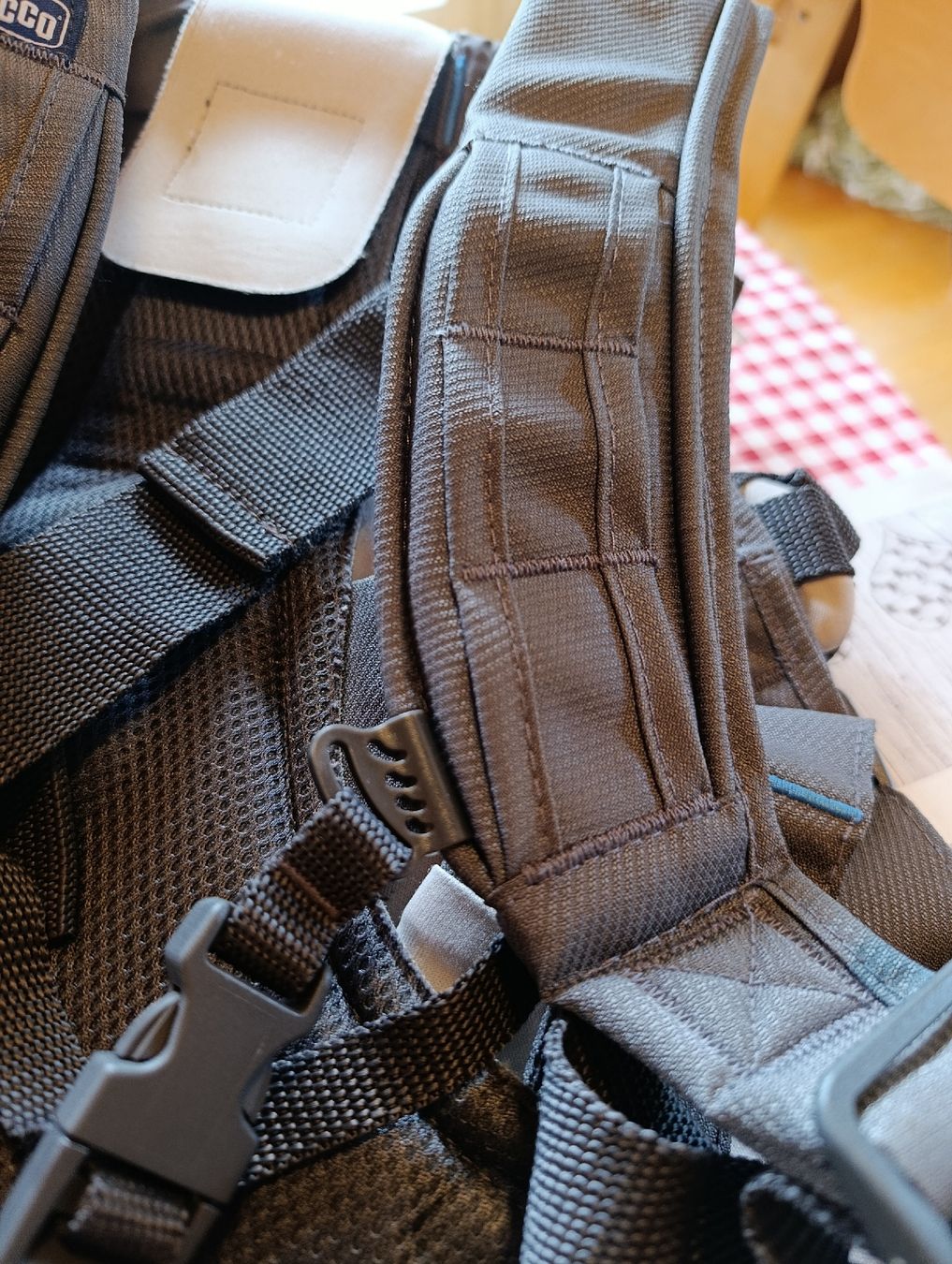 Chicco Marsupi portabebè: porte bébé Chicco  – Usato da Saint Cergue venduto da qft_5kjh 3