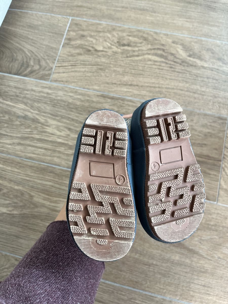 Next Schuhe für Jungen: Bottes de pluie, chaudes, taille 20.5 – Neu (gemäss Beschreibung) aus Hauterive NE von Lipal 4