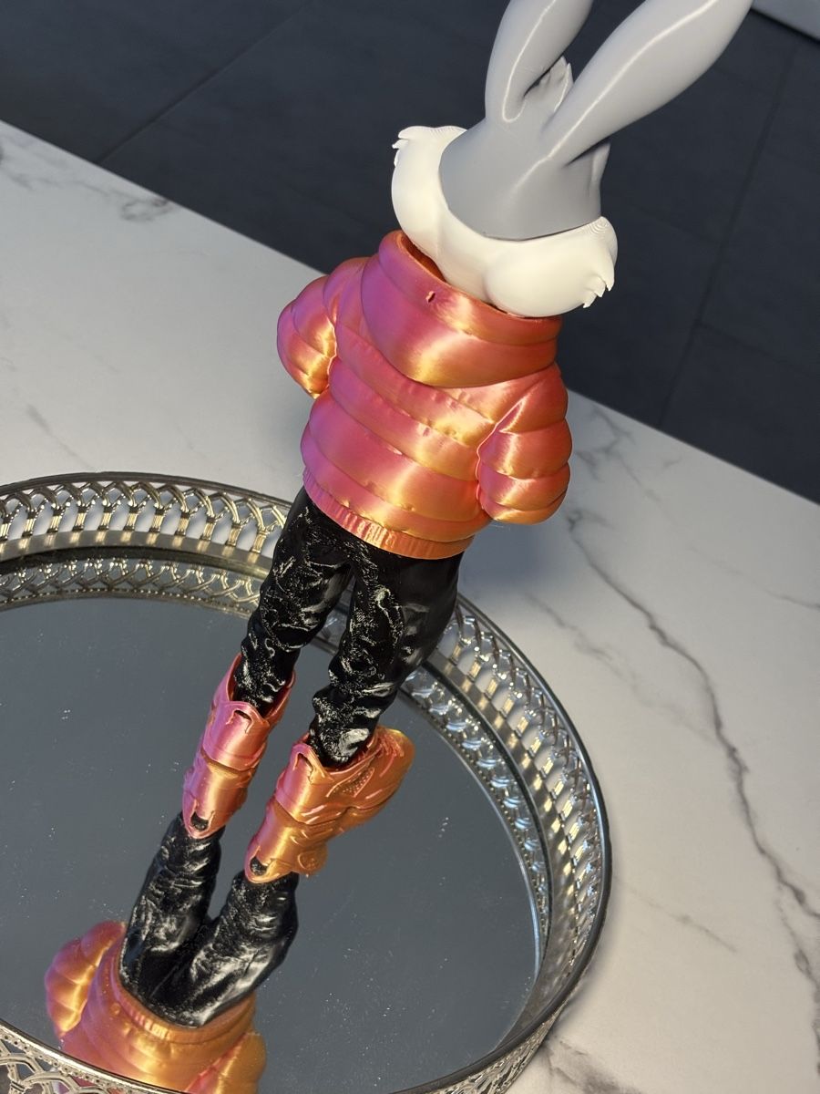 Statuette: Statua Bugs Bunny Urban Nike – Usato da Chiasso venduto da cra_q5rf 8