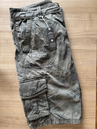 NEU** Stylische Bermuda Shorts - L - Tom Tompson