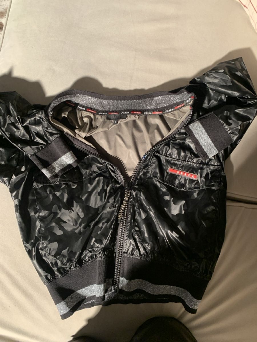 Prada Giacche: PRADA  Jacke – Usato da Bergdietikon venduto da zor_856j
