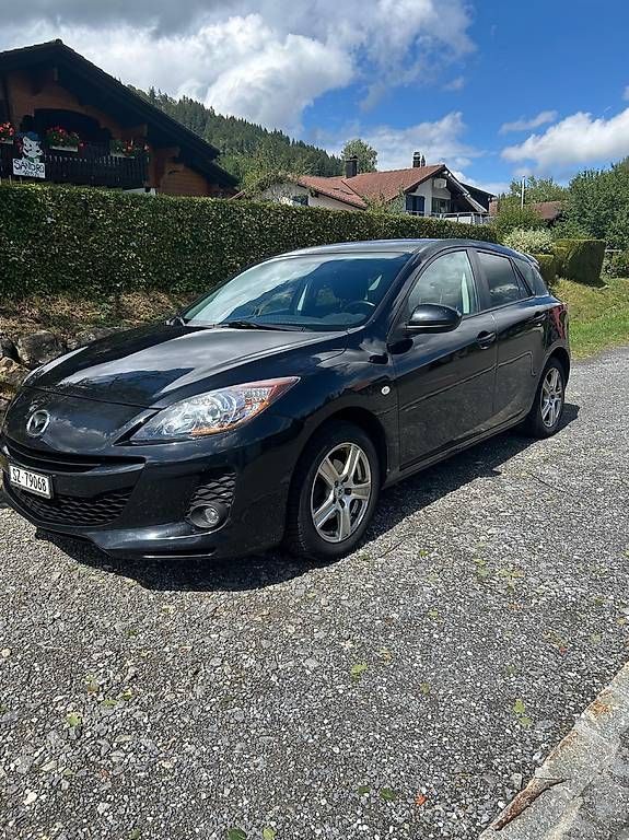 Autos: Mazda 3  – D'occasion à Gross par ken_g8pg