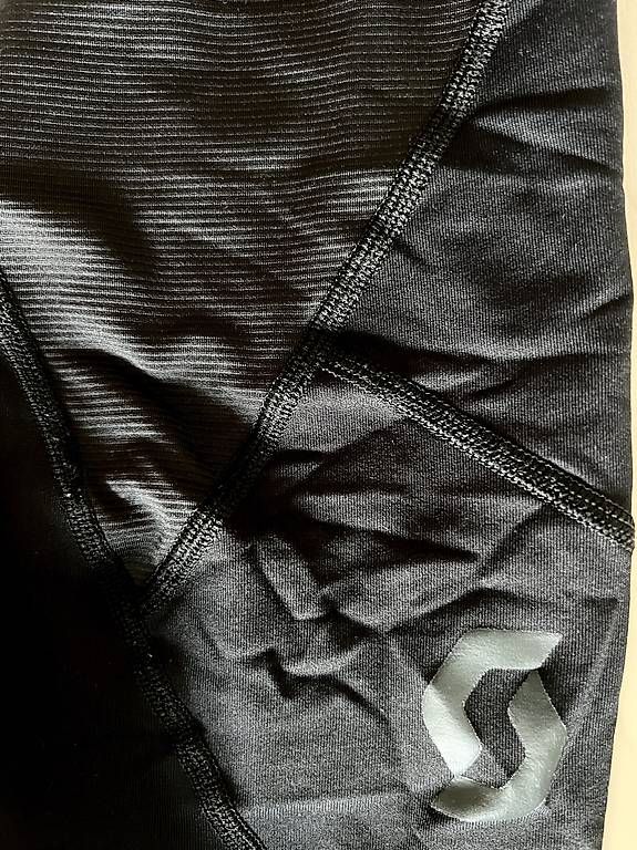 Scott Pantaloni: Scott Veloshort GrXS schwarz – Usato da Olten venduto da Beabbbea 2