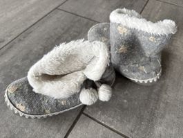 Warme Winter Hausschuhe Hüttenschuhe Finken Gr. 36
