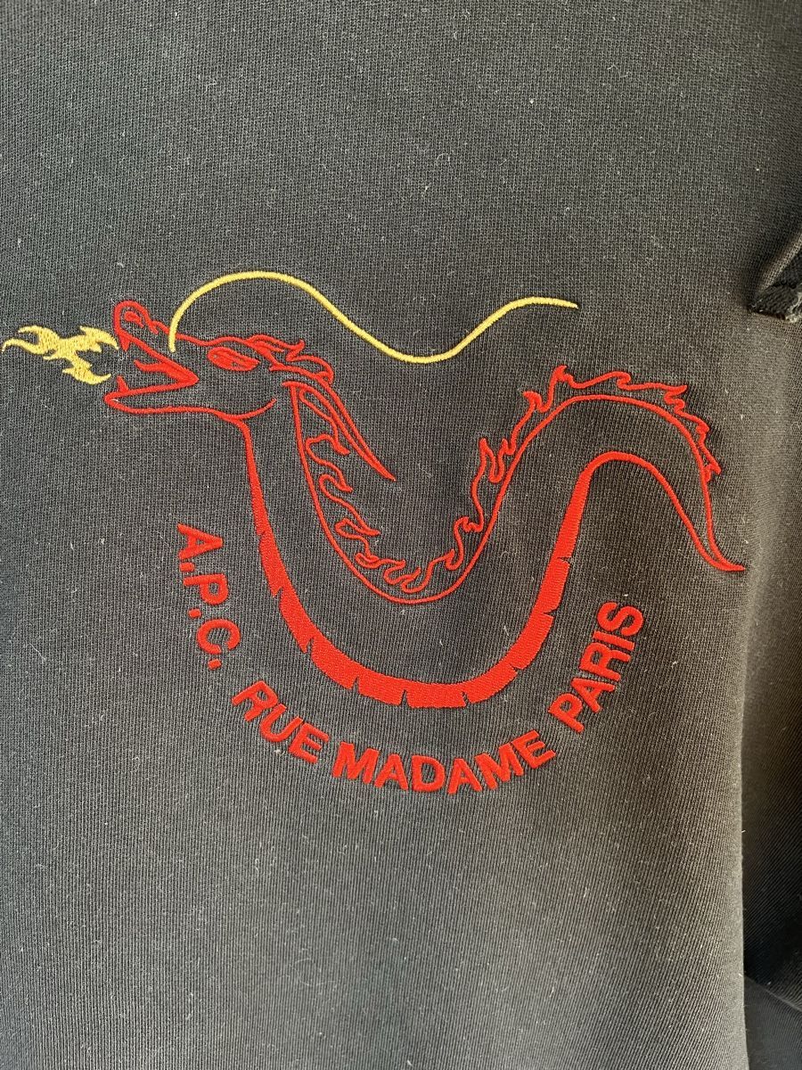 Apc Maglioni & Felpe: A.P.C. Dragon Hoodie schwarz, Gr. M – Usato da Küsnacht ZH venduto da madrilena77 1