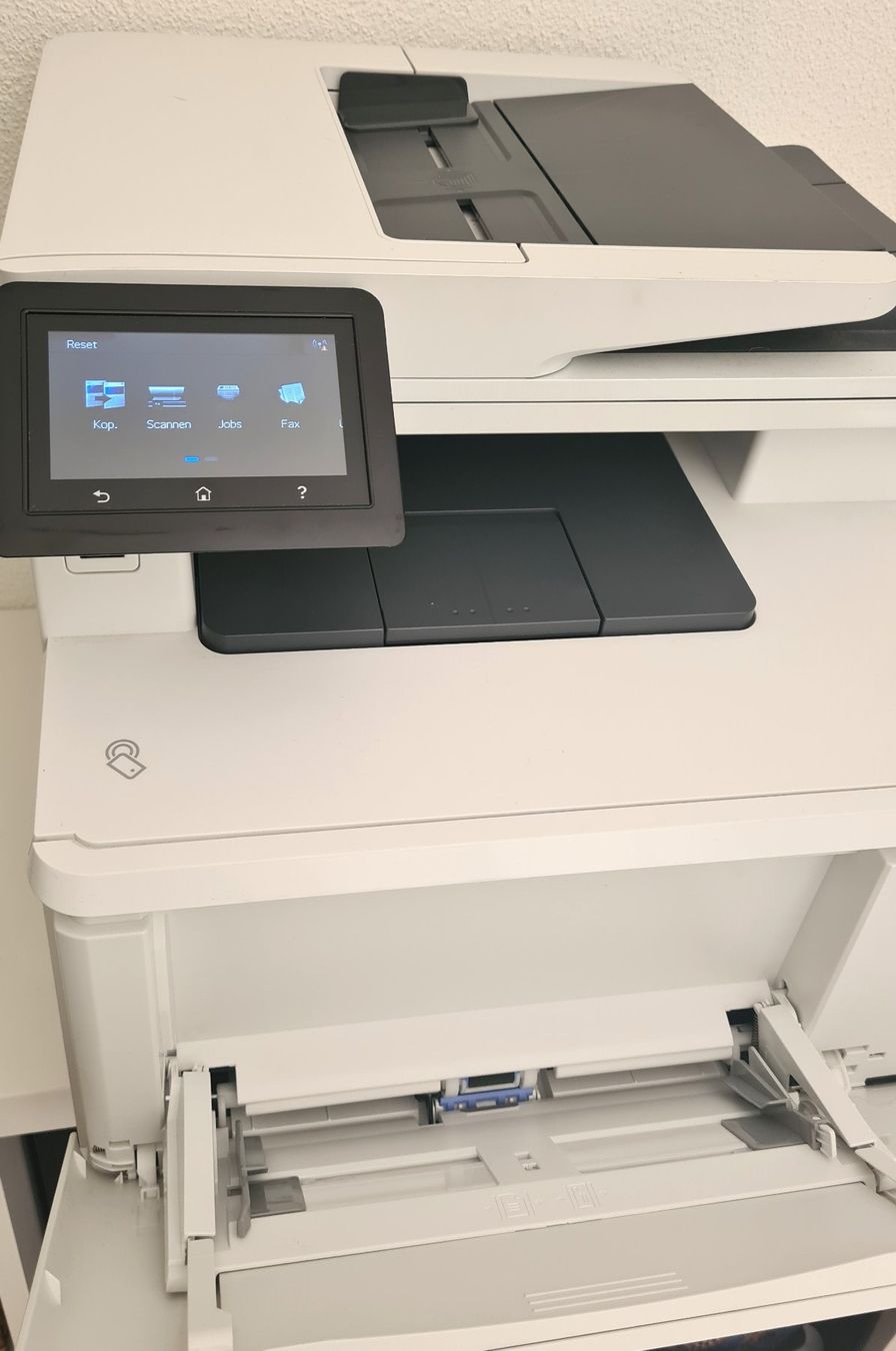 Hewlett Packard Drucker: HP Color LaserJet Pro MFP M477fdn – Gebraucht aus Stäfa von  1
